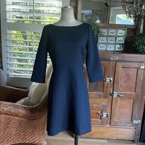 J. CREW Boatneck sheath dress in matelassé NAVY 6 NEW